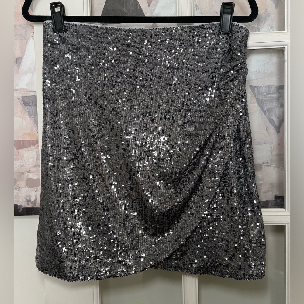 LOFT Silver Sequin Wrap style skirt size 4